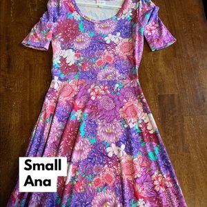 LuLaRoe Ana